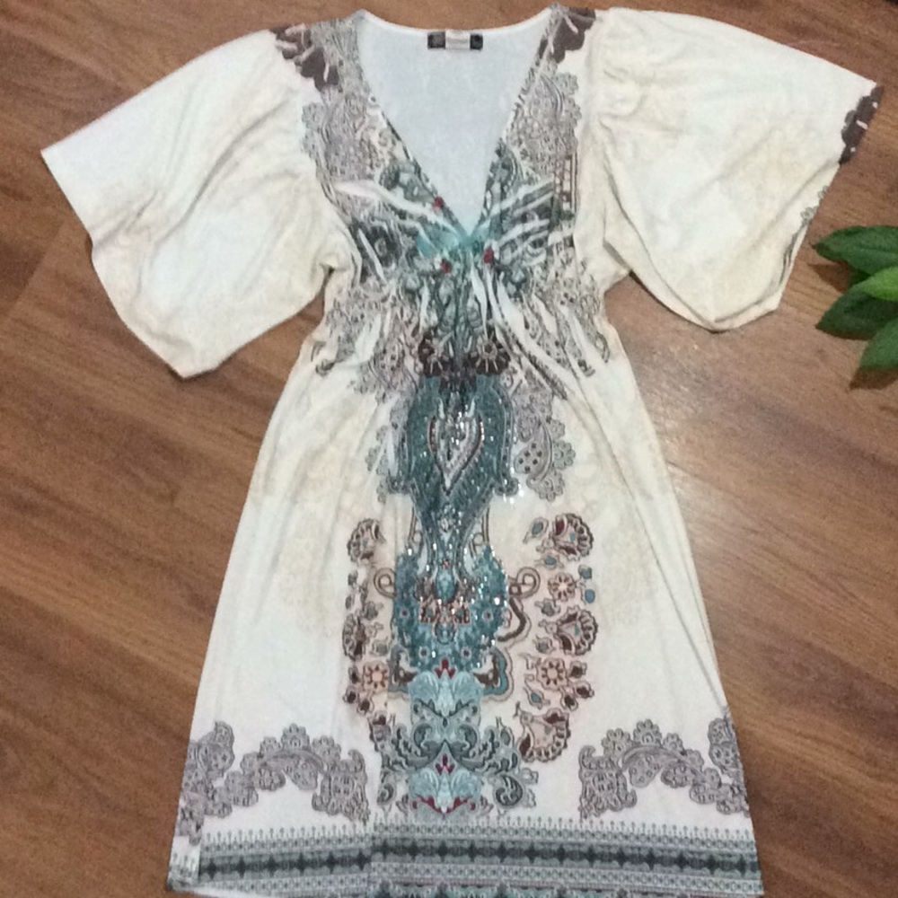 Flowy dress with print
